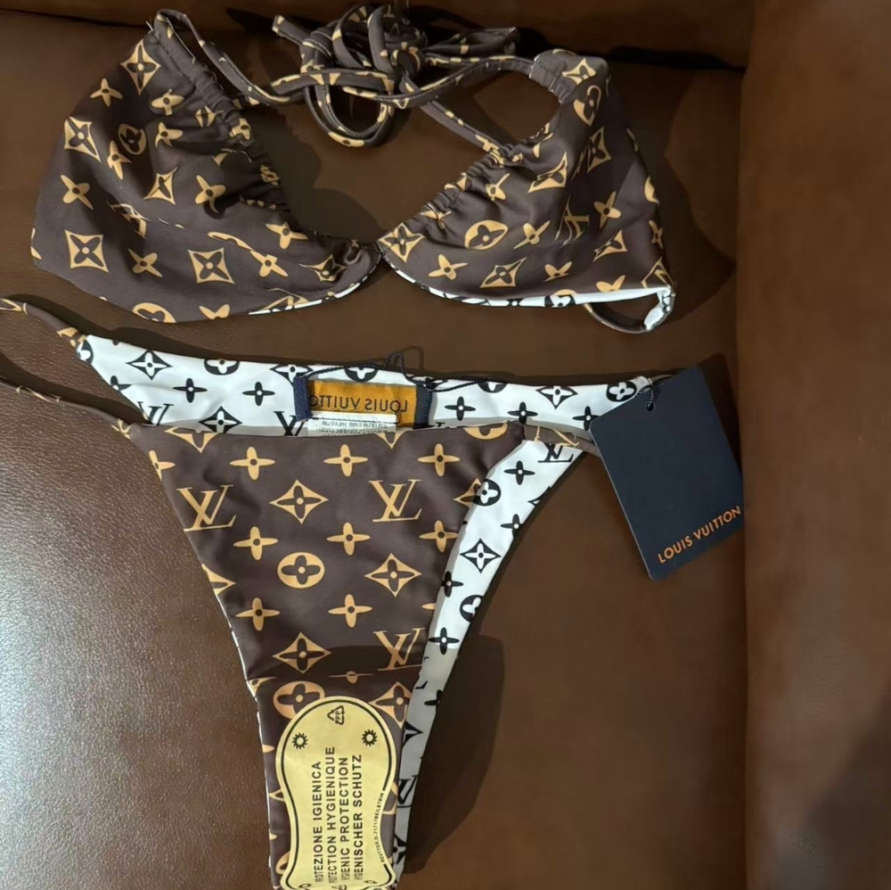 Louis Vuitton Reversible Monogram Triangle Bikini - image 1